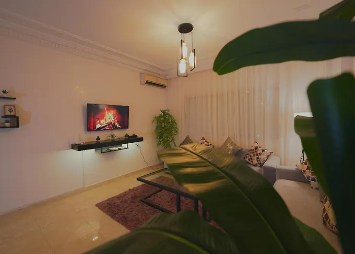 Modern Apartment In Centre Of Marrakech For Friends & Families